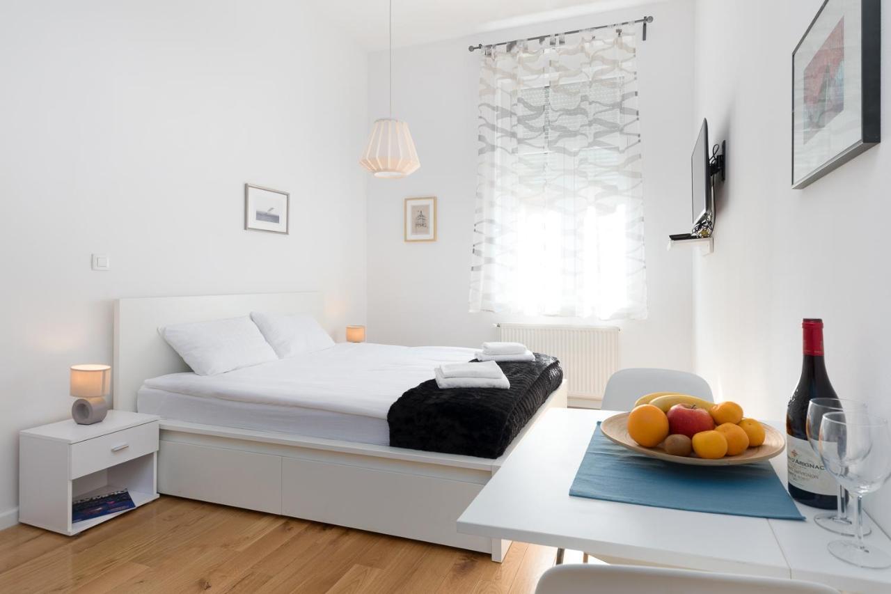 Modern Studio Near Park Zrinjevac And Main Square Zagreb Ngoại thất bức ảnh