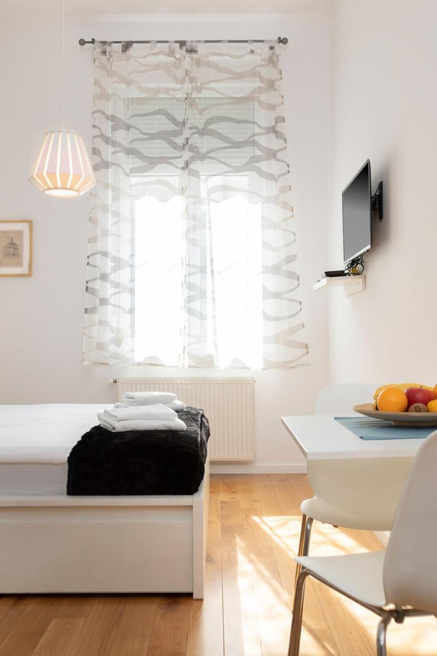 Modern Studio Near Park Zrinjevac And Main Square Zagreb Ngoại thất bức ảnh