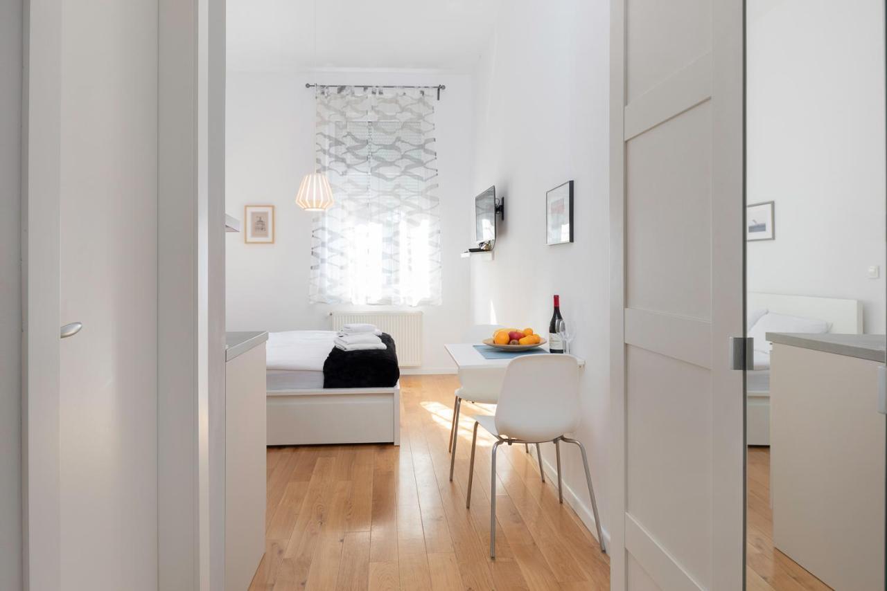Modern Studio Near Park Zrinjevac And Main Square Zagreb Ngoại thất bức ảnh